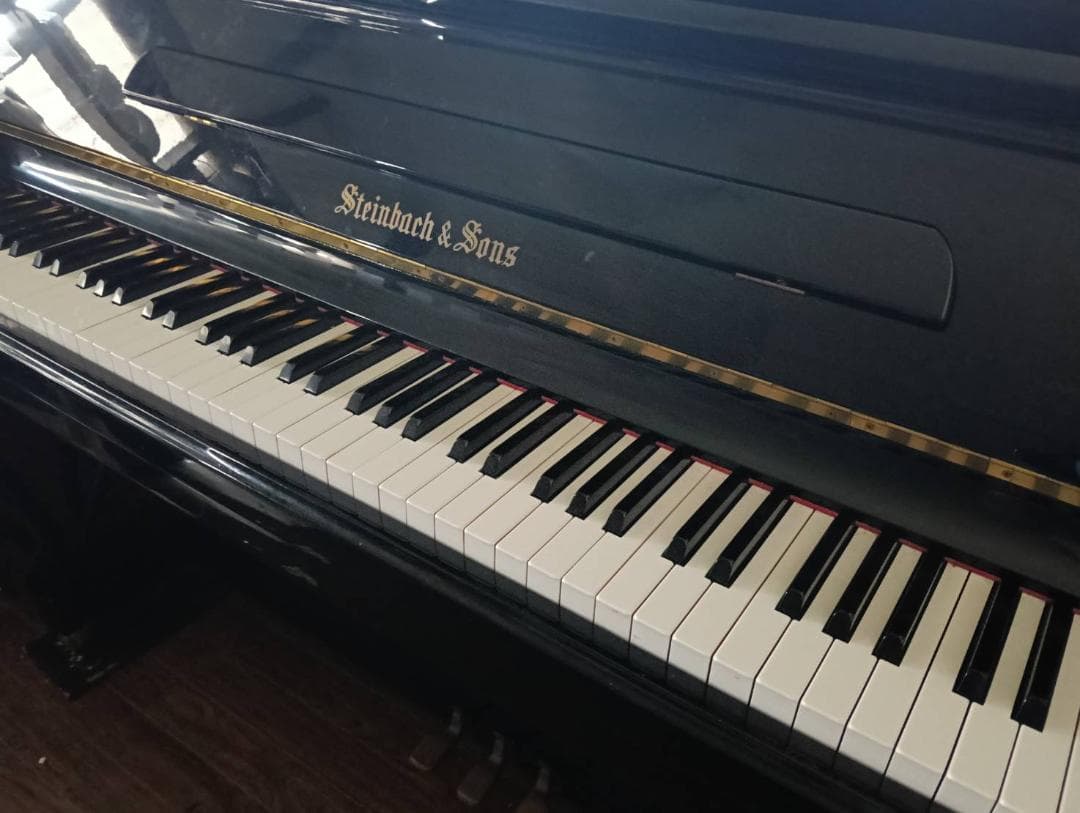 【値下げ】Steinbach & Sons アップライトピアノ 黒 椅子付き