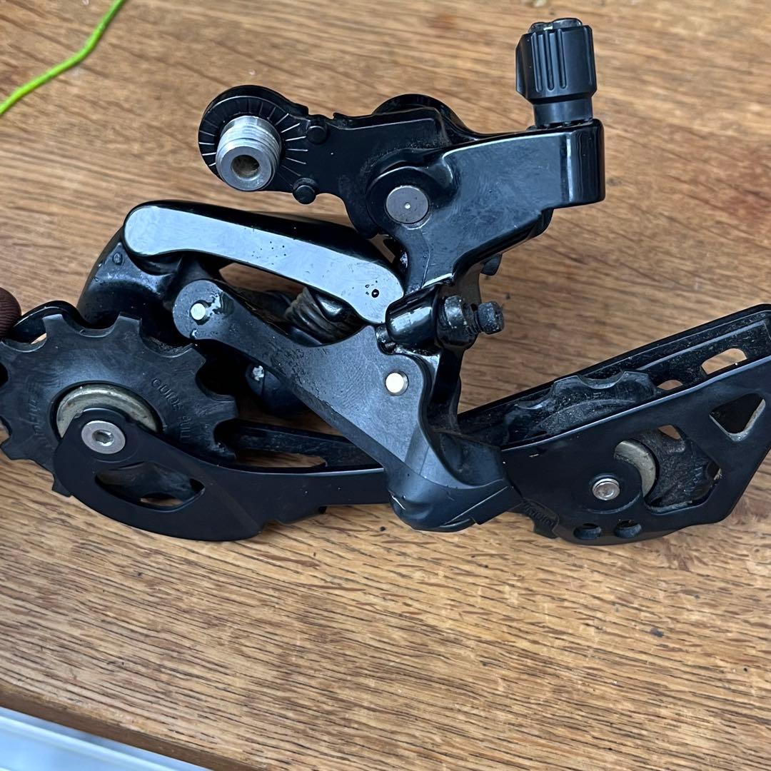 Shimano 105 油圧ディスク 取り外しグループセット