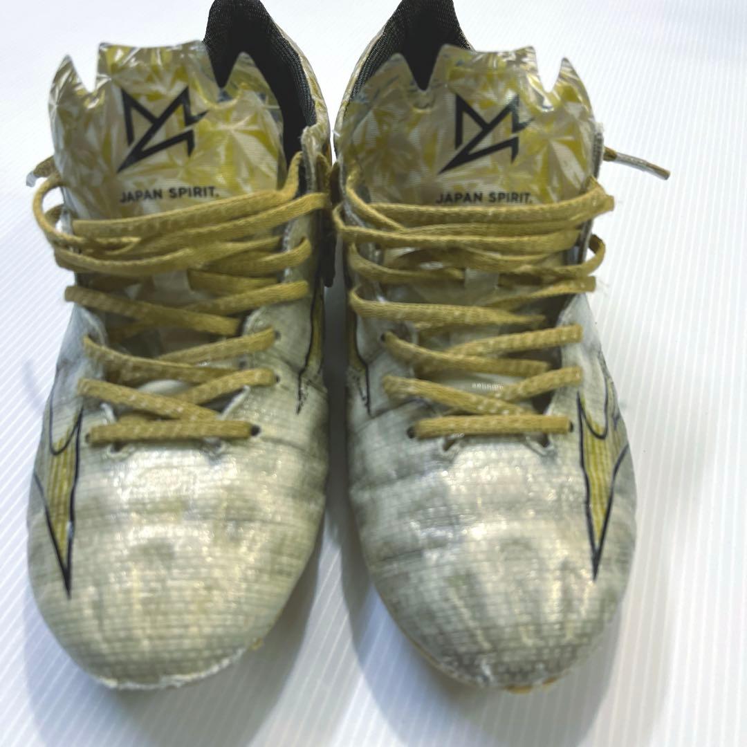 Mizuno Alpha Japan サッカーシューズ ゴールド/ホワイト