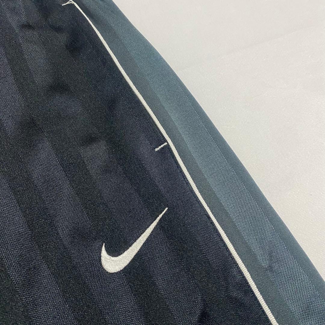 【美品】NIKE ナイキ トラックパンツ ジャージ 黒 刺繍ロゴ Sサイズ