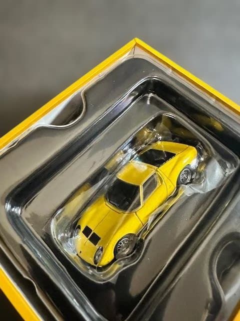【未開封・TOMYTEC】TLV ランボルギーニ ミウラ SV（黄）