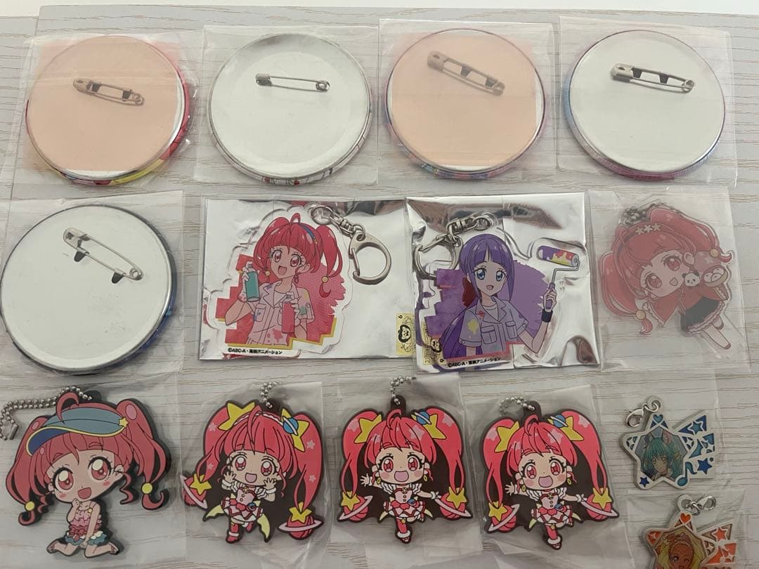 スタートゥインクルプリキュア　キュアスター等　グッズセット　缶バッジ　アクリル
