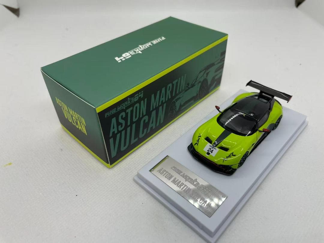 4R-788 FINE WORKS 1/64 アストンマーティン Vulcan