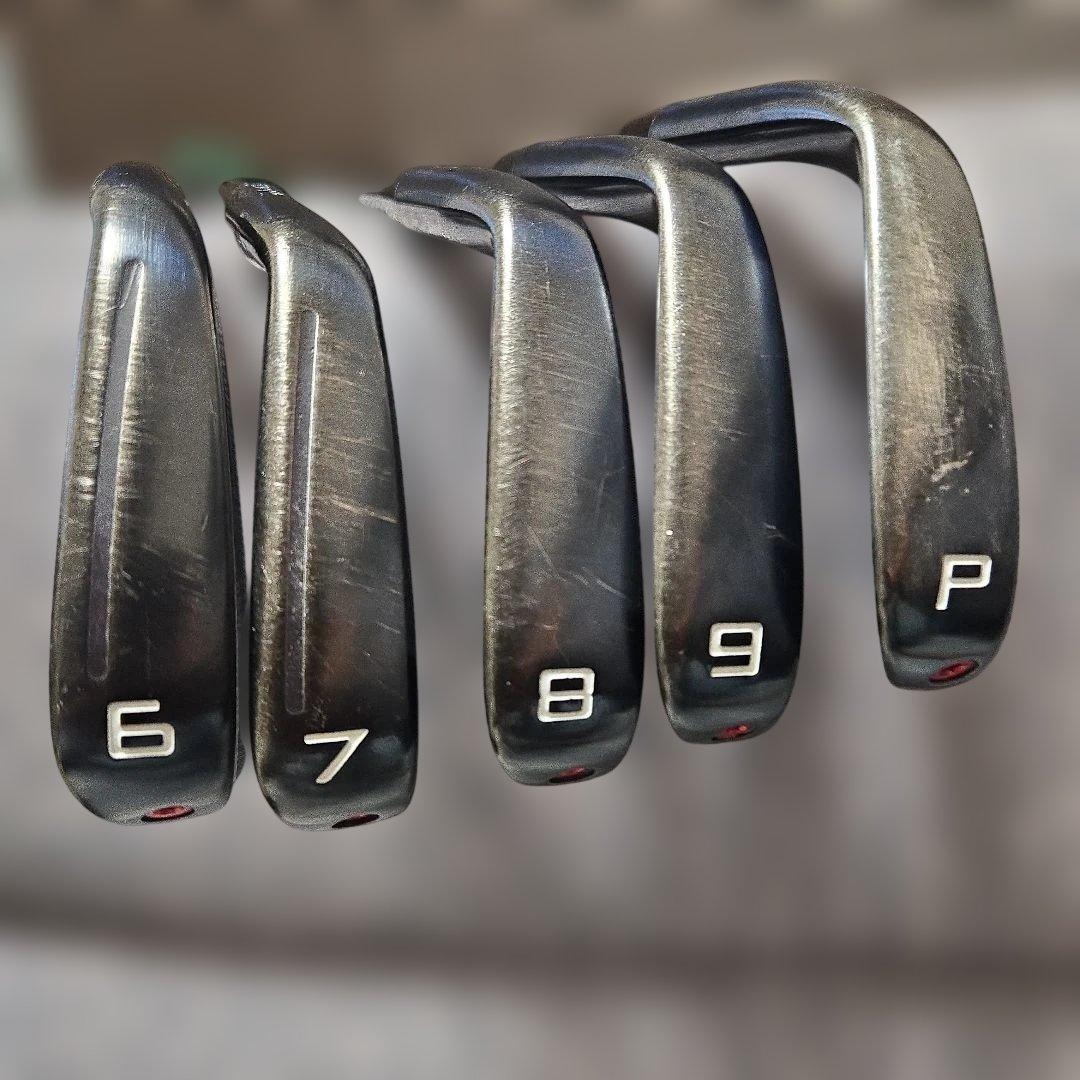 TaylorMade P790 レッドブルコラボ　限定アイアン　5本セット➀