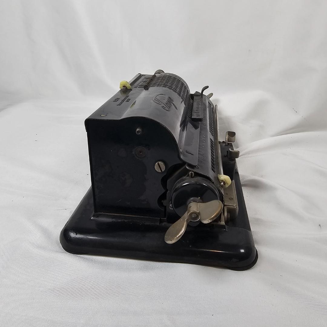 希少 太陽計算器 TAIYO 手回し計算機 MODEL 20 アンティーク