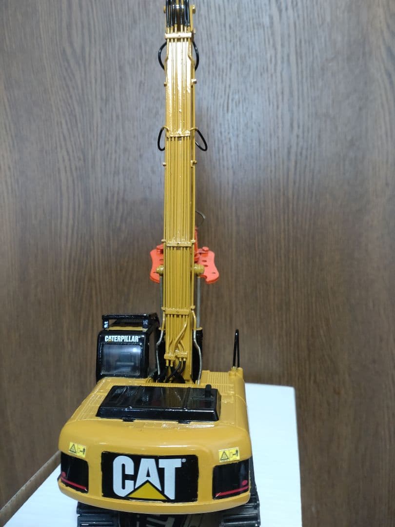 CAT 320D ミニチュアモデル