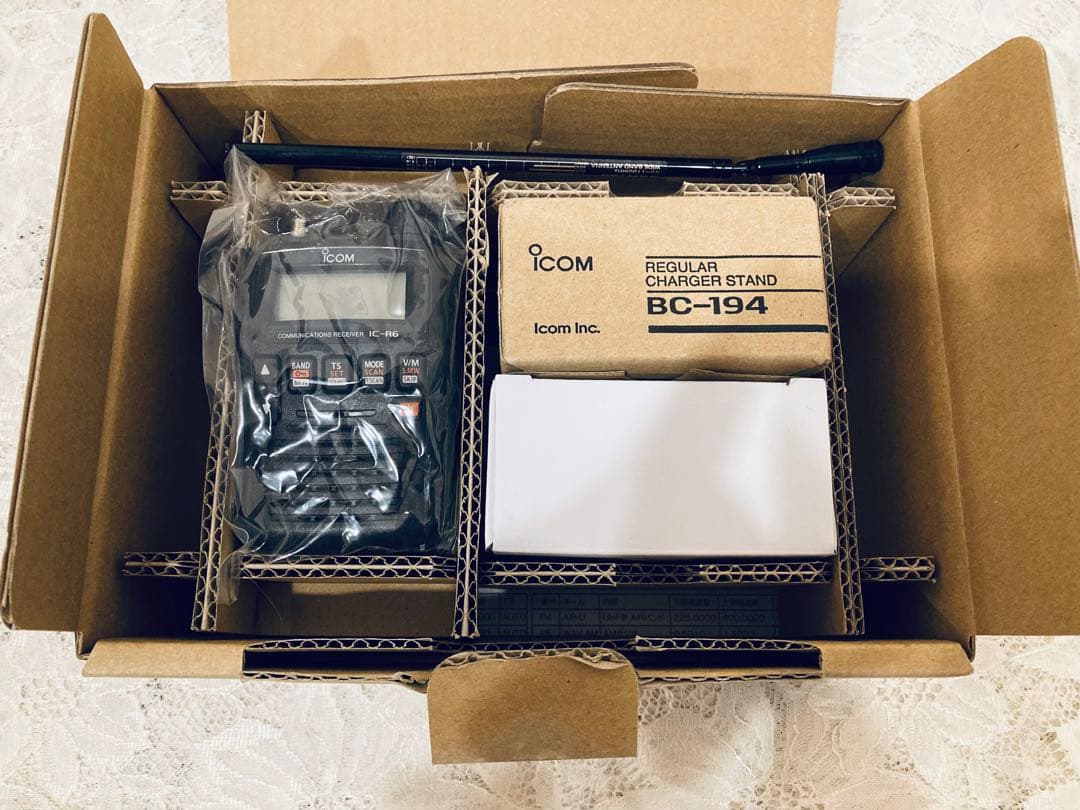icomトランシーバー icomレシーバーIC-R スタンド充電器　アンテナ