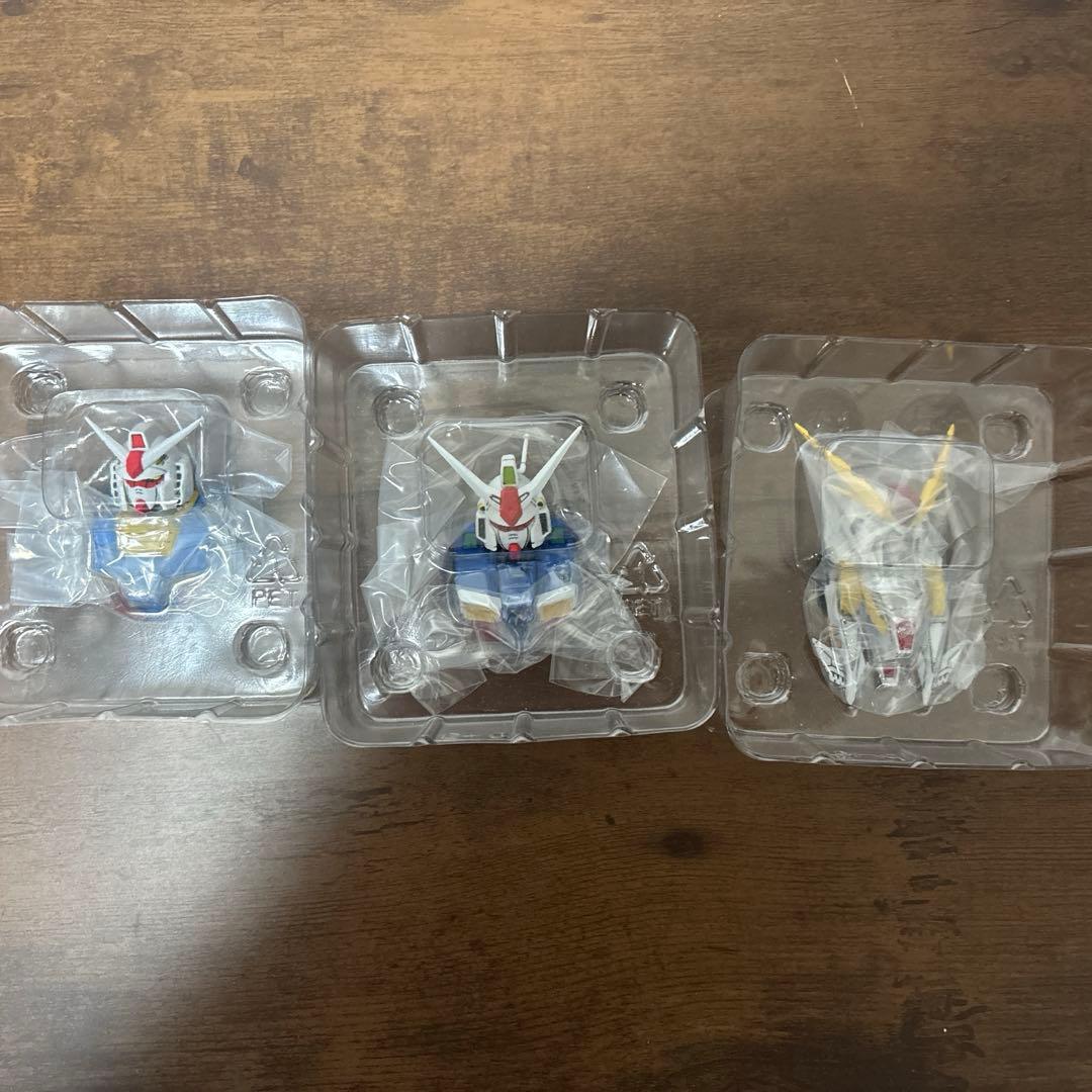 一番くじ　機動戦士ガンダム　Ｃ賞 2種　ガンダムマグネット3種　＋下位賞多数
