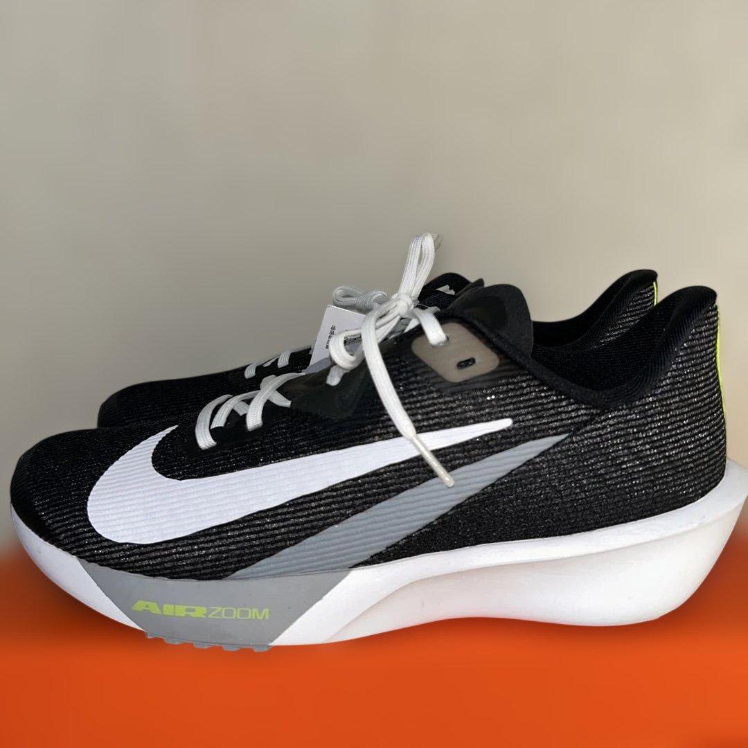 NIKE ナイキ エアズームライバルフライ 4