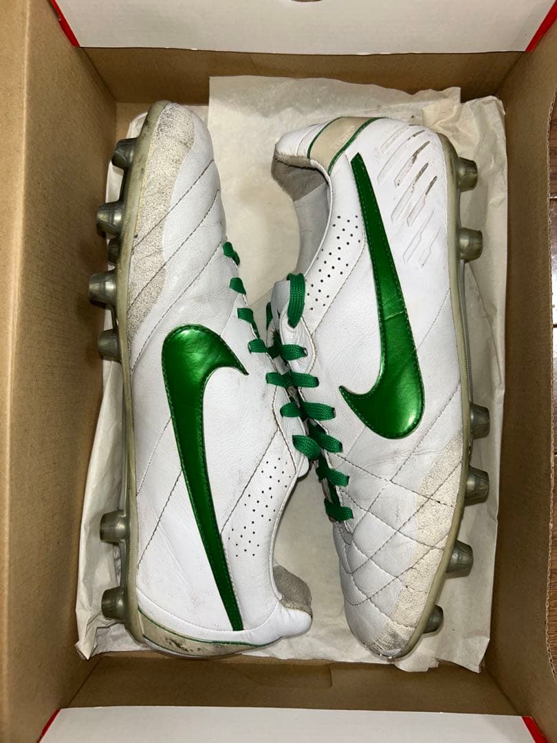 ナイキ サッカースパイク ティエンポ レジェンド 4 HG-E 27cm