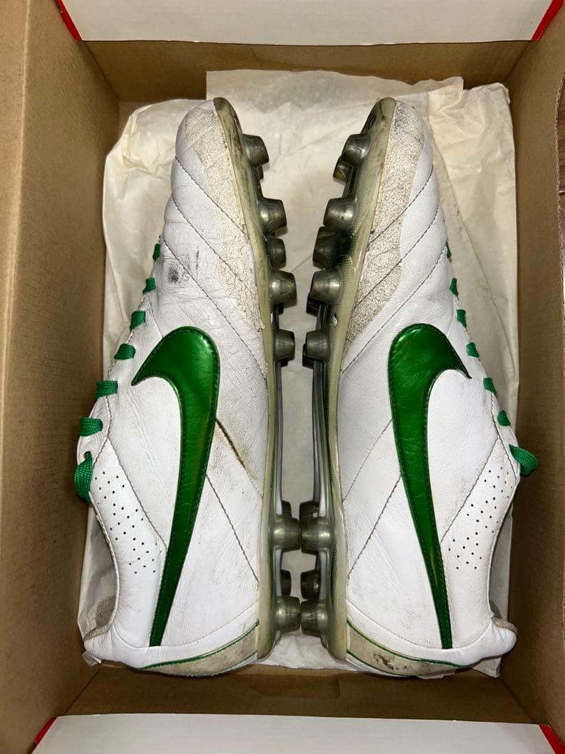 ナイキ サッカースパイク ティエンポ レジェンド 4 HG-E 27cm