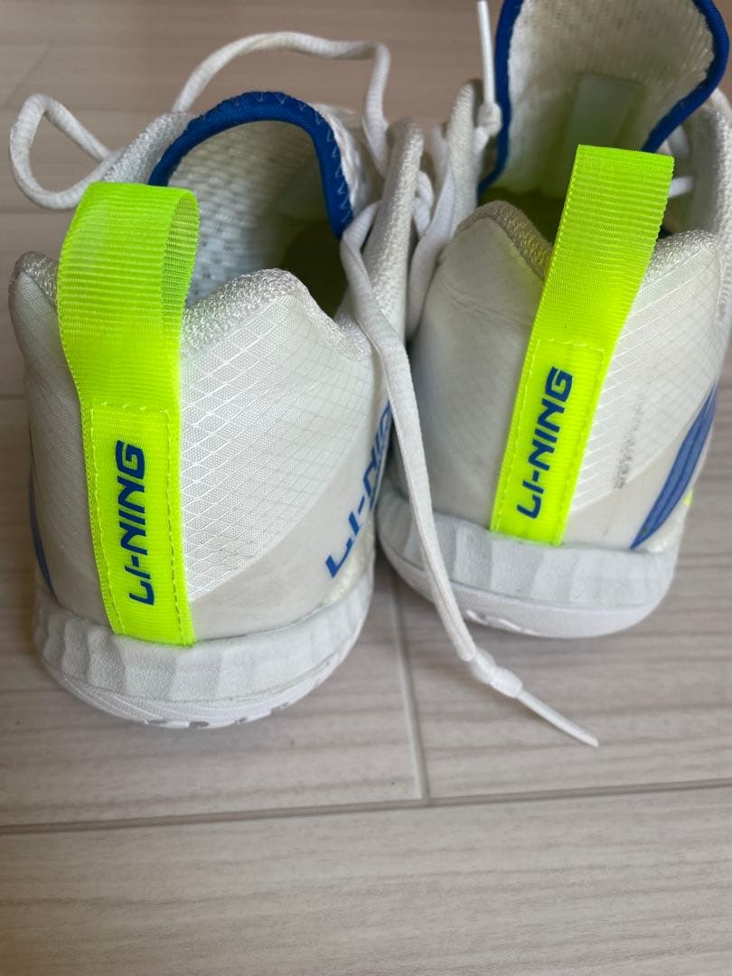 LI-NING バドミントンシューズ 25センチ