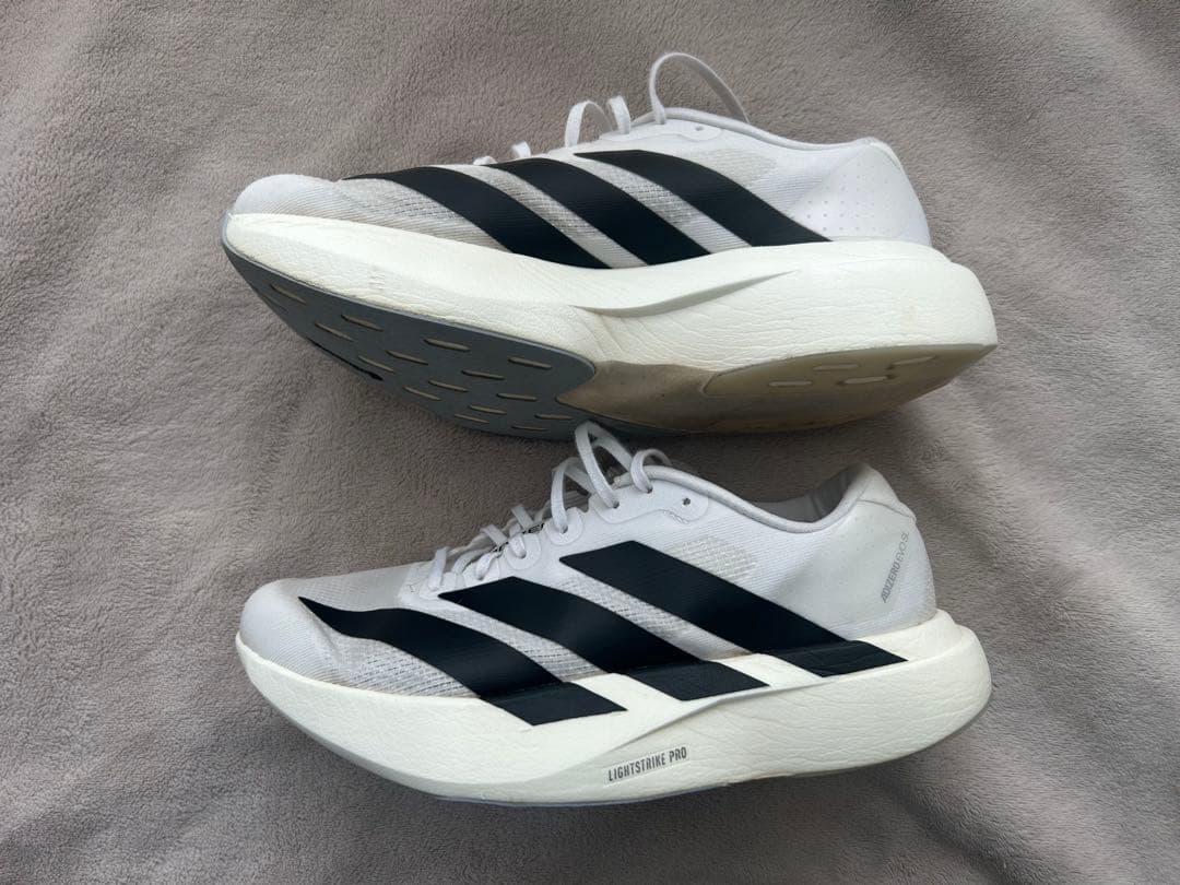 adizero evo SL 25.0ランニングシューズ ホワイト/ブラック