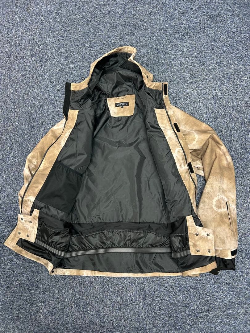 ②未使用　NOMADIK JKT TIEDYE XLサイズ