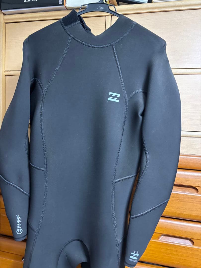 Billabong ブラック フルスーツ
