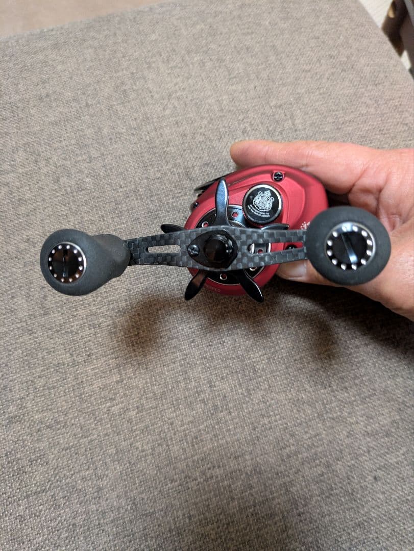 Abu Garcia REVO ROCKET ベイトリール