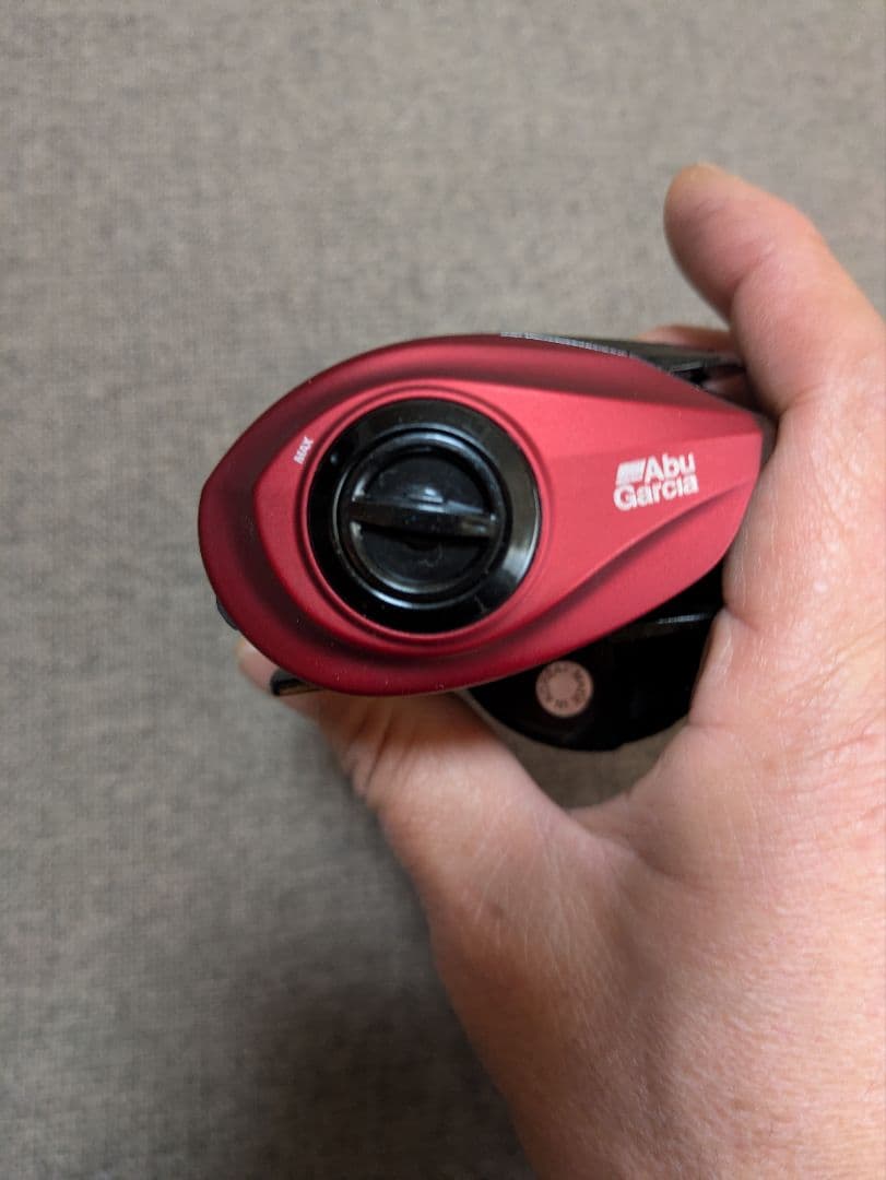 Abu Garcia REVO ROCKET ベイトリール