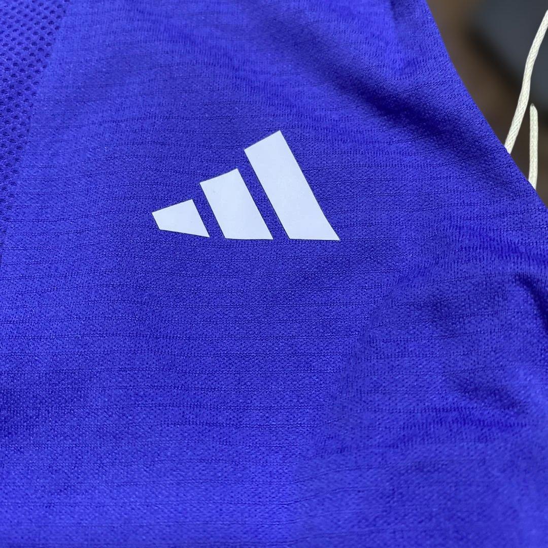 adidas ショート丈トップスパープル ✖️ブラックタンクトップ S