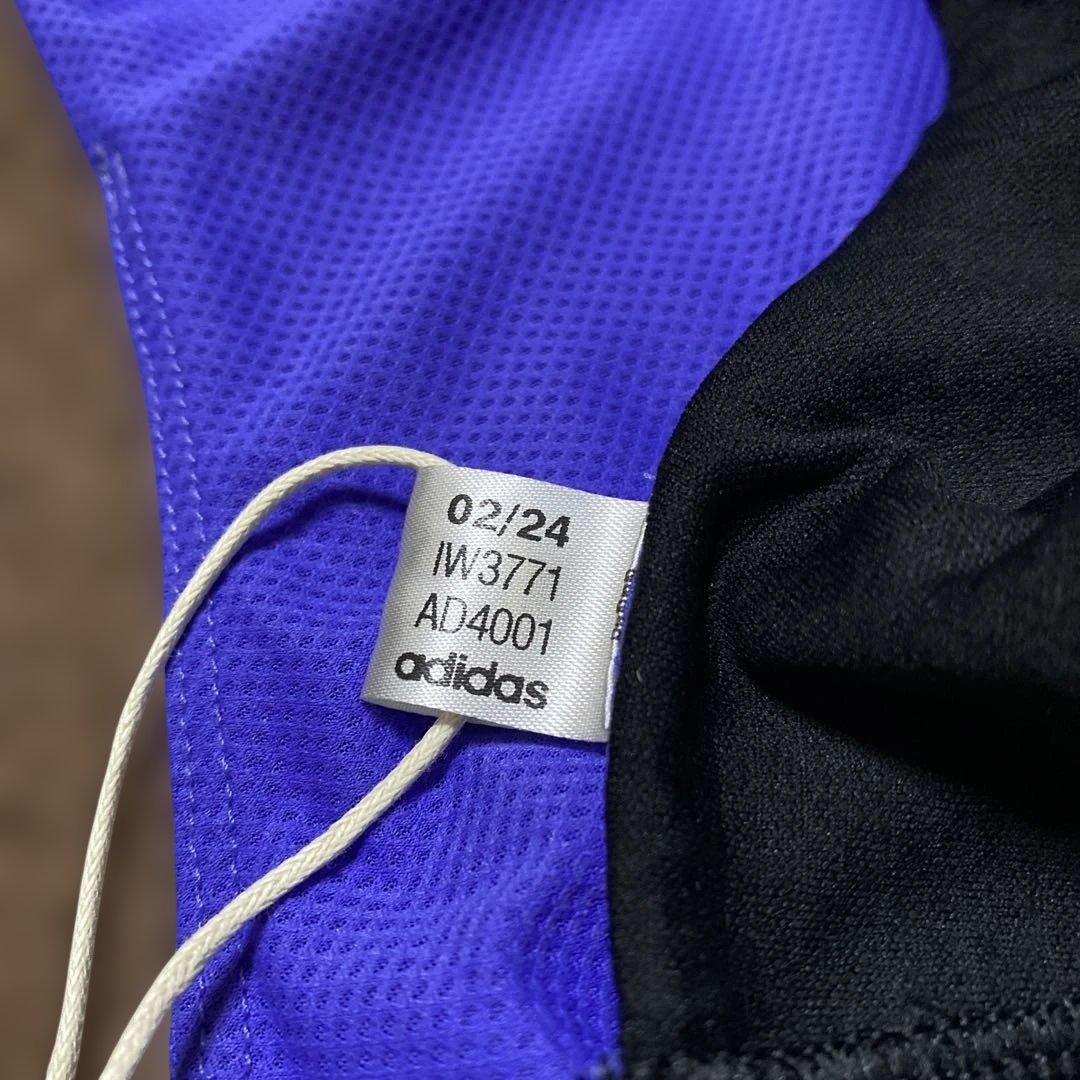 adidas ショート丈トップスパープル ✖️ブラックタンクトップ S