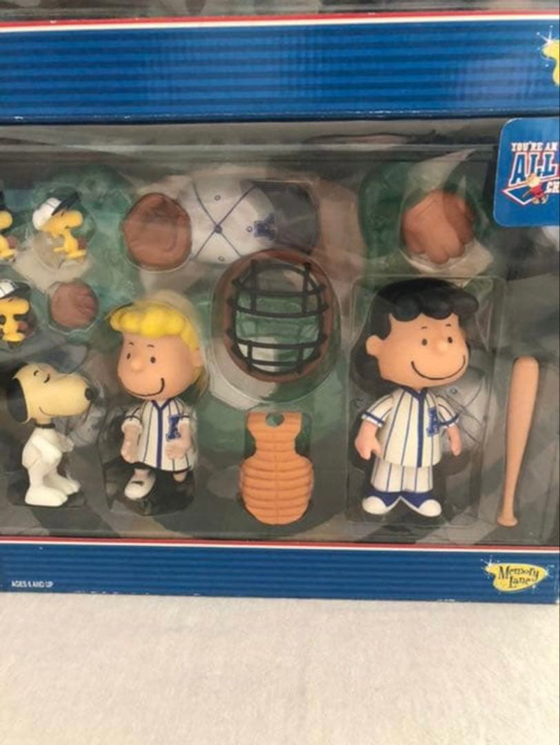 スヌーピー　野球　フィギュア