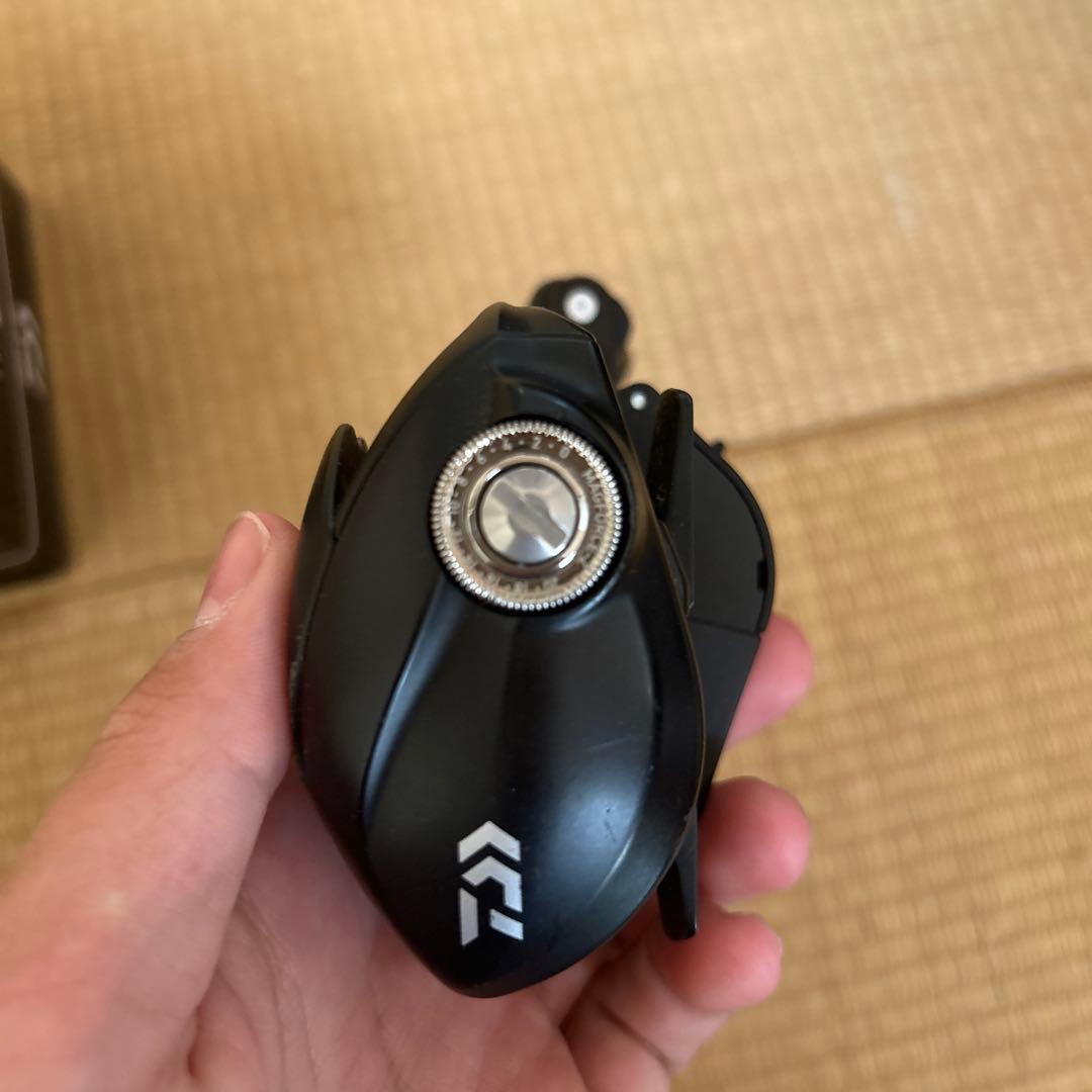 TATULA TW 100L ベイトリール バス釣り用