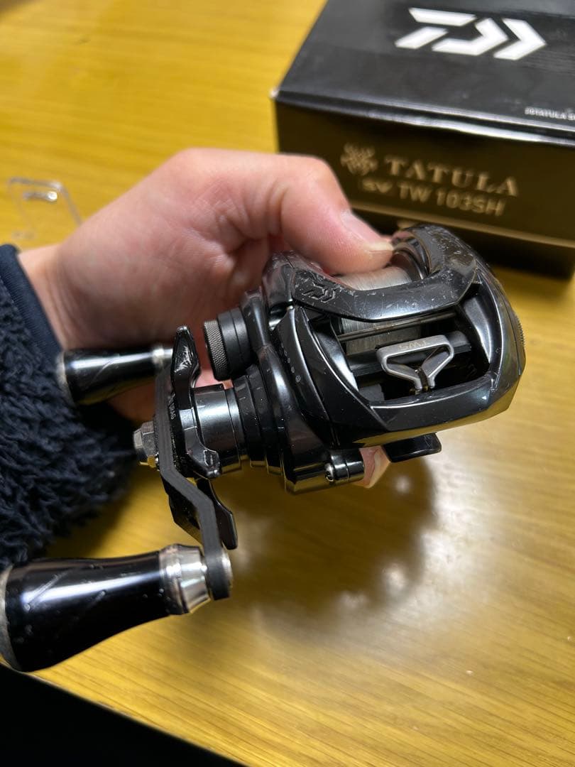 ダイワ　20タトゥーラ　SV TW 103sh ハンドルカスタム　バス釣り
