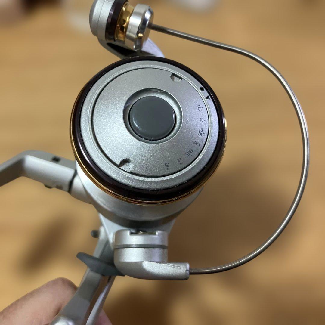 極上美品　レア　BB-X TECHNIUM 3000 II スピニングリール