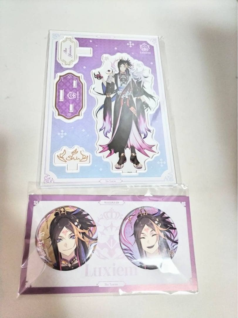 Luxiem　闇のシュウ にじさんじ Goods　アクリルスタンド　缶バッジa