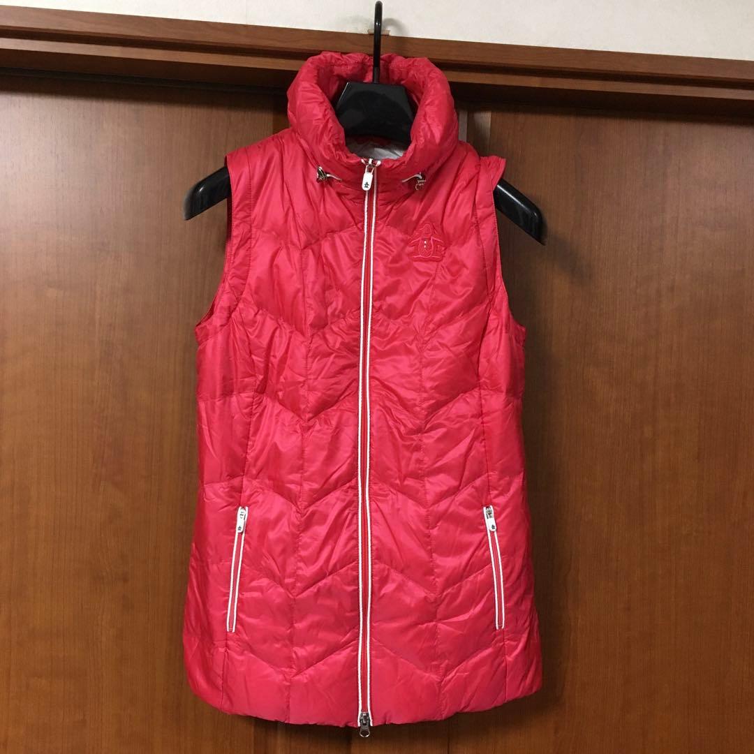 美品　マンシングウェア　９００フィル　２WAY ダウン　女性　M　デサント