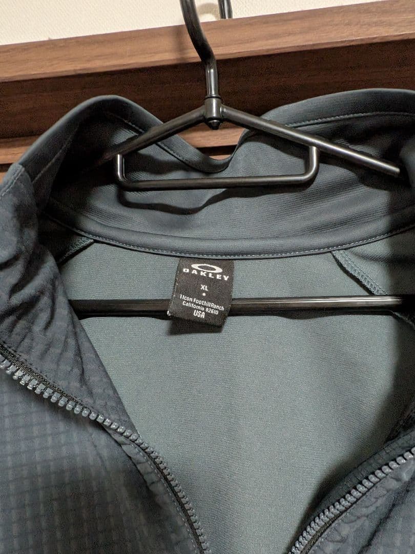 Oakley XL ダークグレー ジャケット
