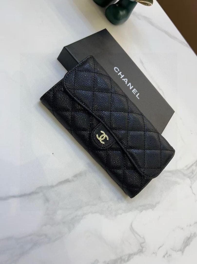 ブラックレザー 財布 キルティング