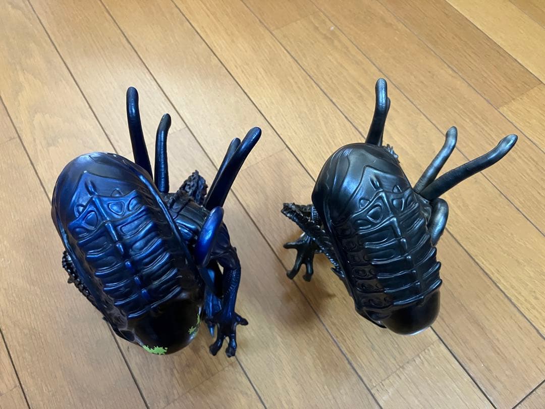 THREE-B/ AVP2: エイリアン ウォーリアー フィギュア 2体セット