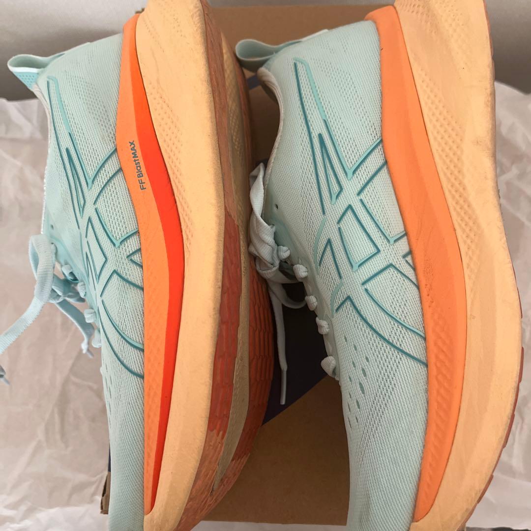 最終値下asics GLIDERIDE MAX レディース　中古　23.5センチ