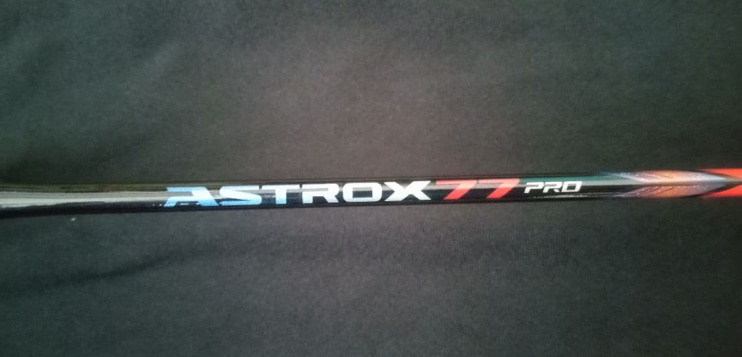 YONEX アストロクス77PRO (4UG6)