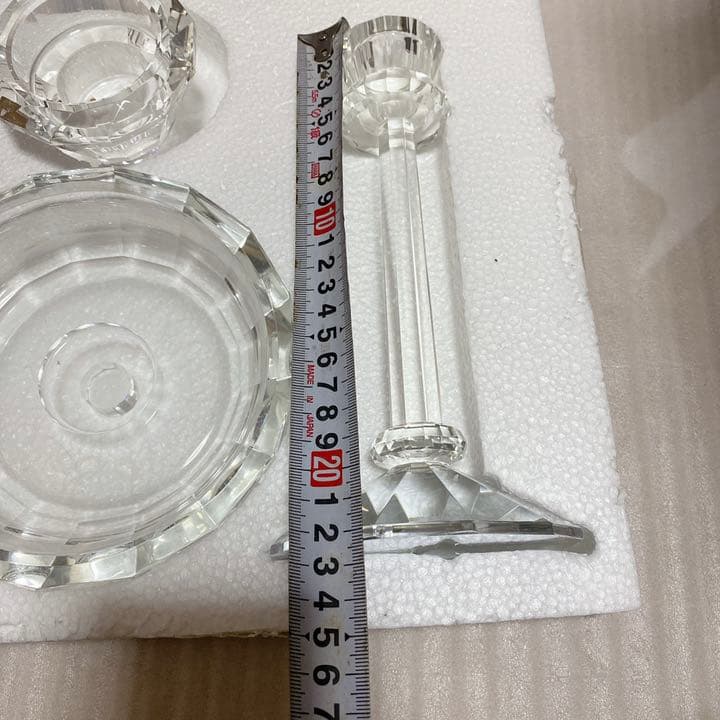 白色透明 水晶花台　ダイヤモンド 装飾品　玉器 碧玉　翡翠