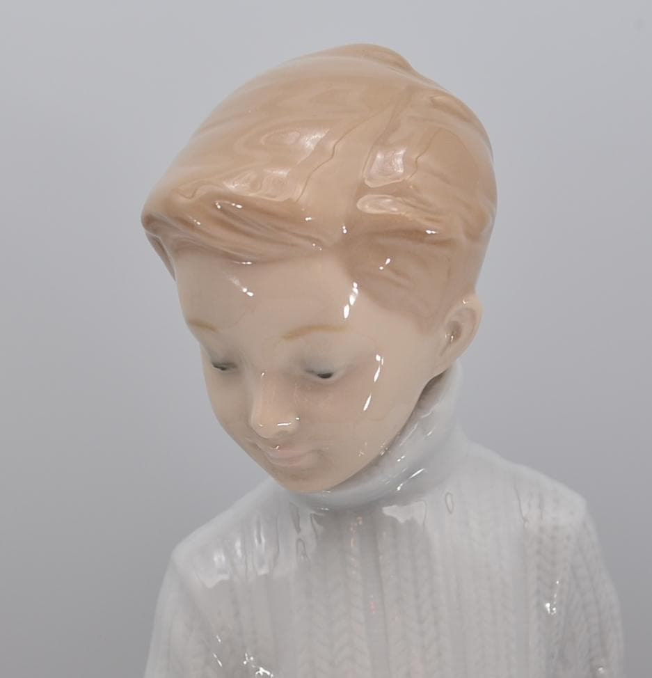 私の大切な友人　＃6902　★リヤドロ　スペイン　光沢仕上げ　箱付き　美品