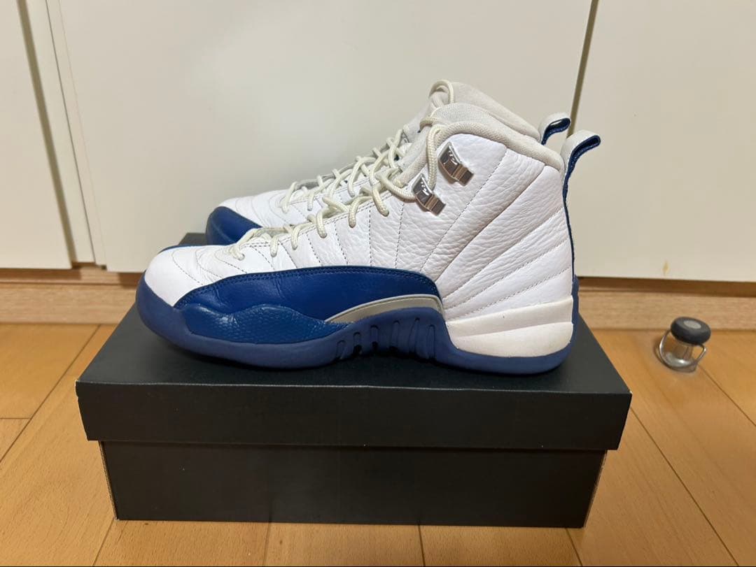 シューズ(女性用) Nike Air Jordan 12 Retro \"French Blue\"