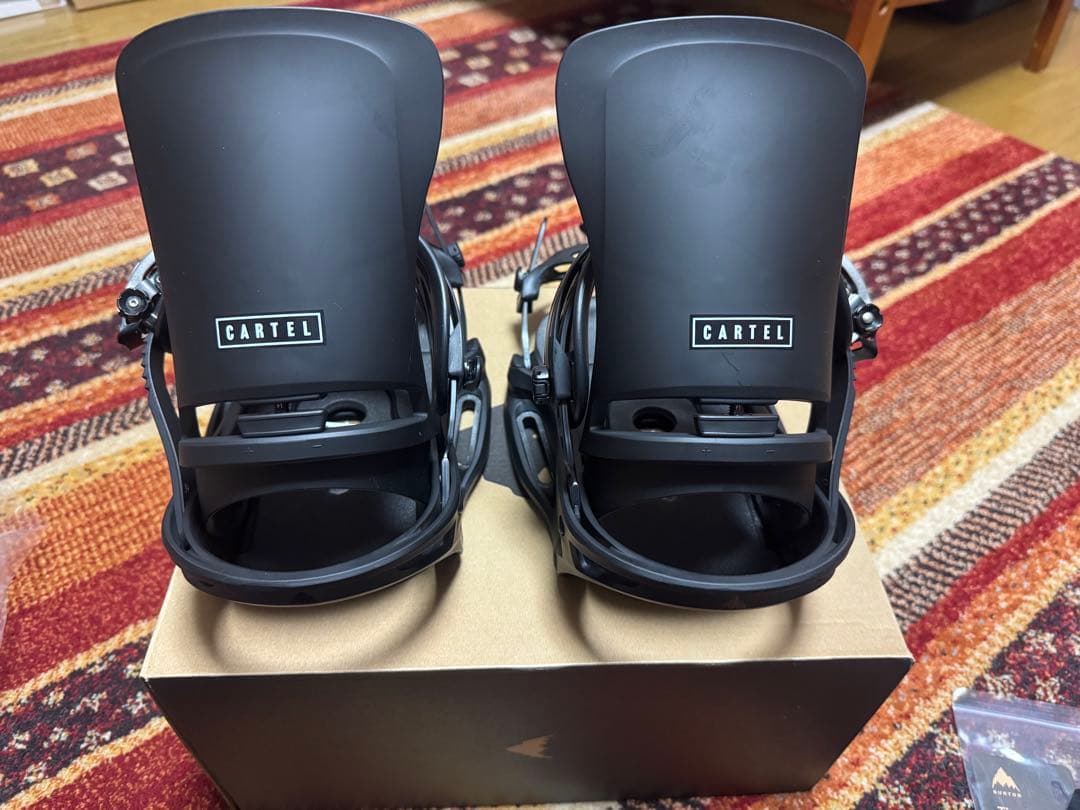 【新品・未使用】Burton Cartel EST ブラック サイズS