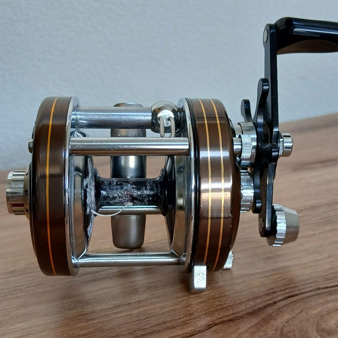 Daiwa ダイワ ミリオネア 5H リール ベイトリール ビンテージ オールド