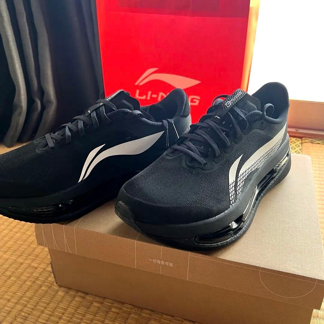 Li-Ning リーニン日本未発売ランニングシューズ 11US 28.5cm