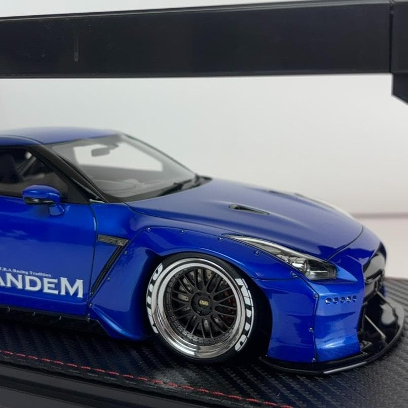 極美品 イグニッションモデル 1/18 PANDEM R35 GT-R Blue