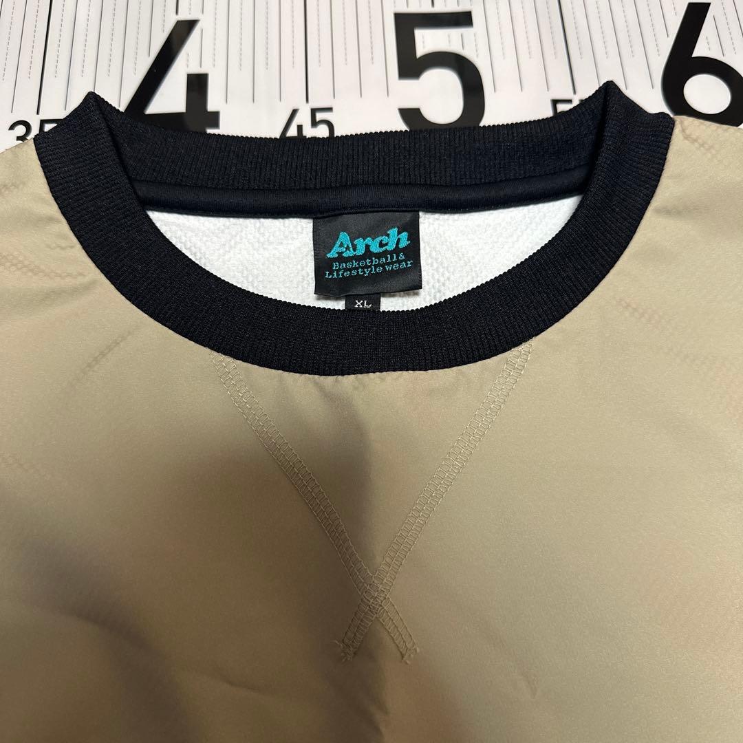 ARCH クルーネック ナイロントップス