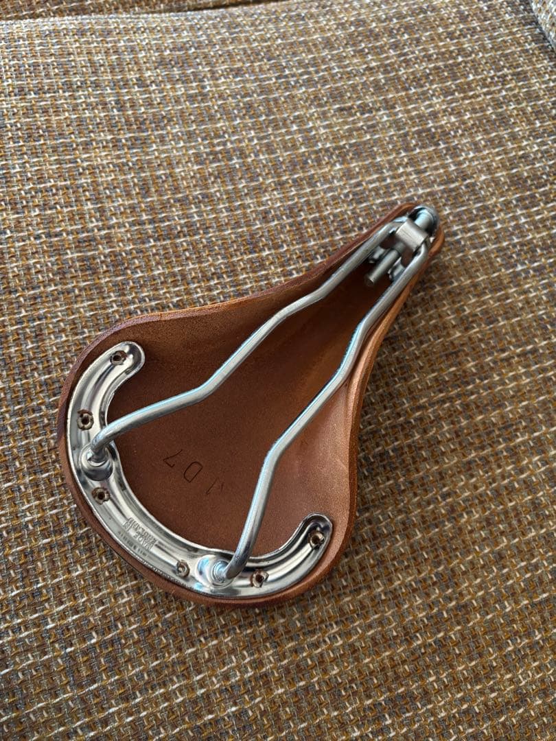 BROOKS ブラウンレザーサドル