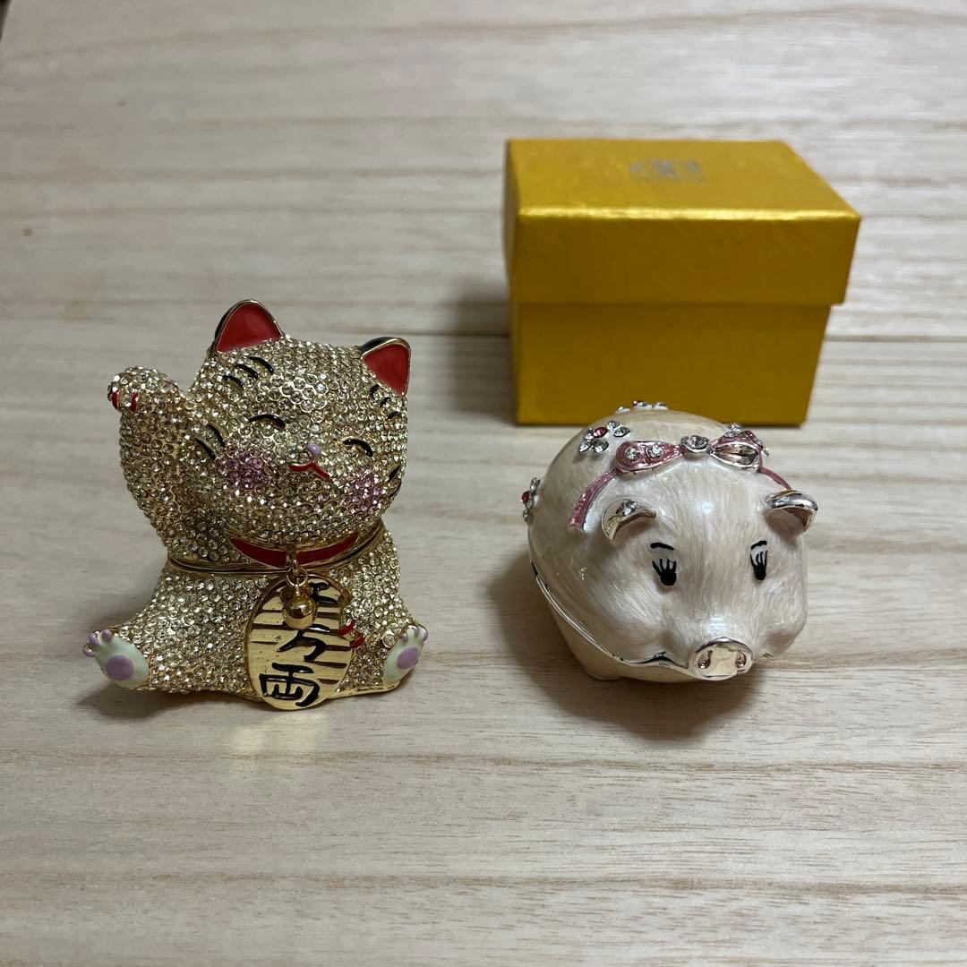 スワロフスキー招き猫　埋め込みデコレーション ブランドPiearth ピィアース