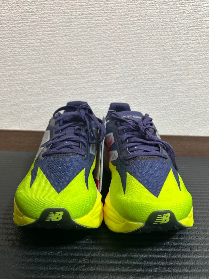 【新品未使用】New Balance フューエルセルスーパーコンプエリートV5