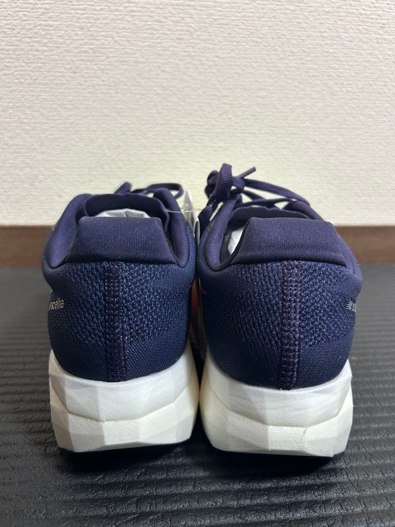 【新品未使用】New Balance フューエルセルスーパーコンプエリートV5