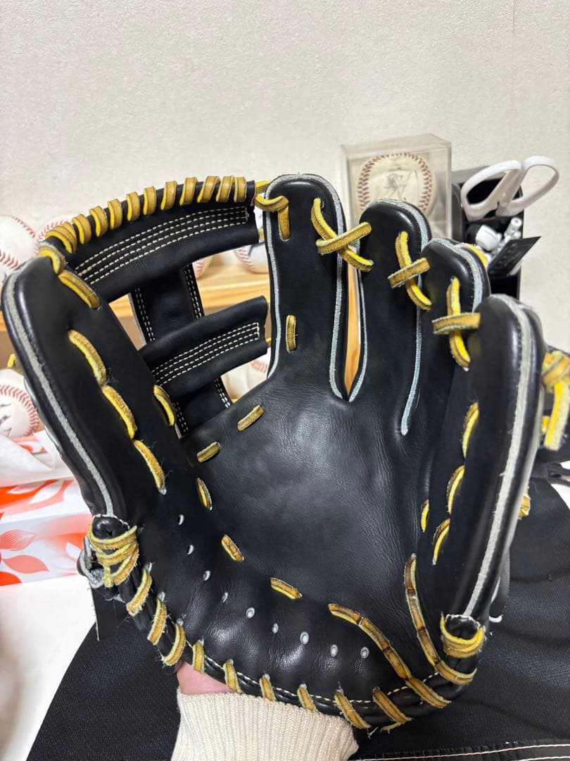 クランプス　硬式内野用グローブ　オーダー