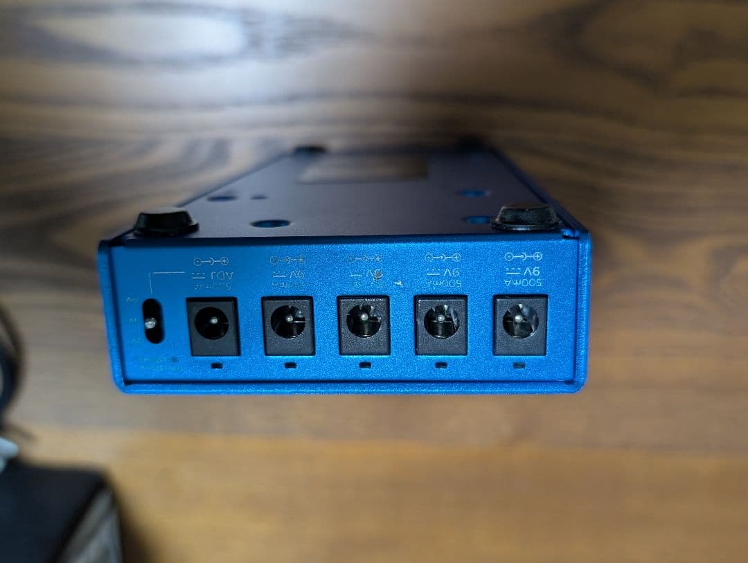 Strymon Zuma R300 パワーサプライ