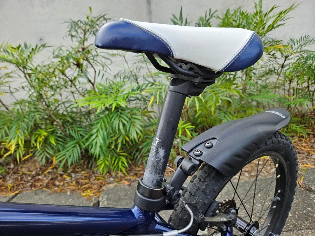 ヨツバサイクル　子供用自転車 18インチ