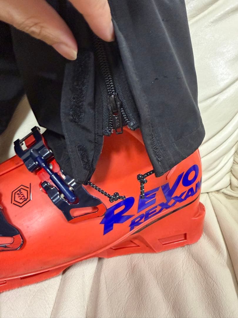 オンヨネ 春スキー用　レインスーツ　Mサイズ